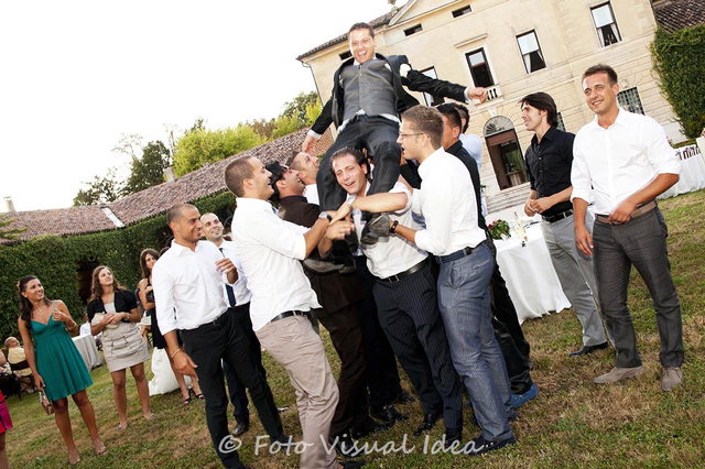 After hours: fotografia 9 di 18. Reportage di matrimonio di Michela Mazzorana.